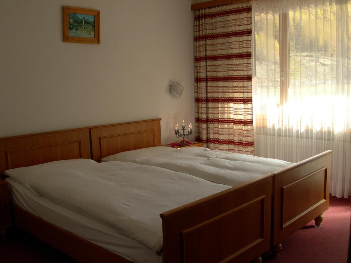 סאס-גרונד Hotel Adler מראה חיצוני תמונה