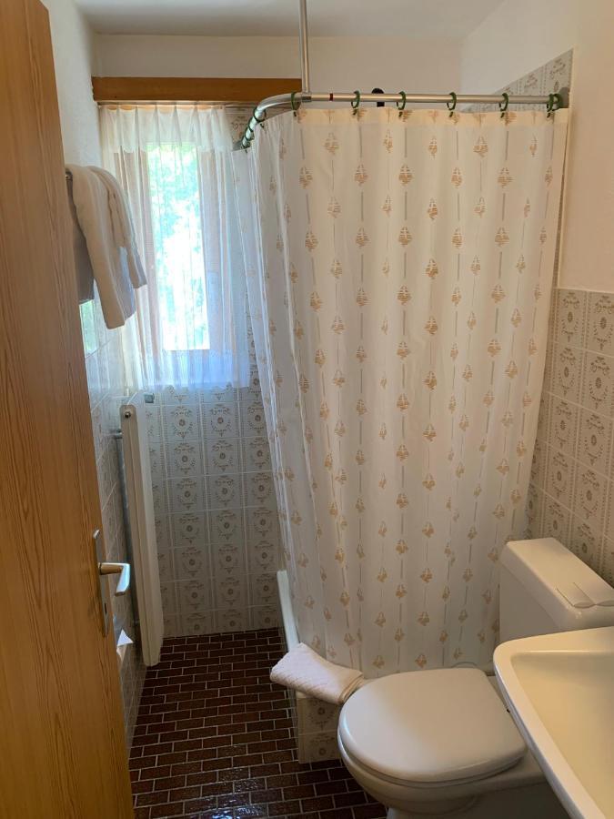 סאס-גרונד Hotel Adler מראה חיצוני תמונה
