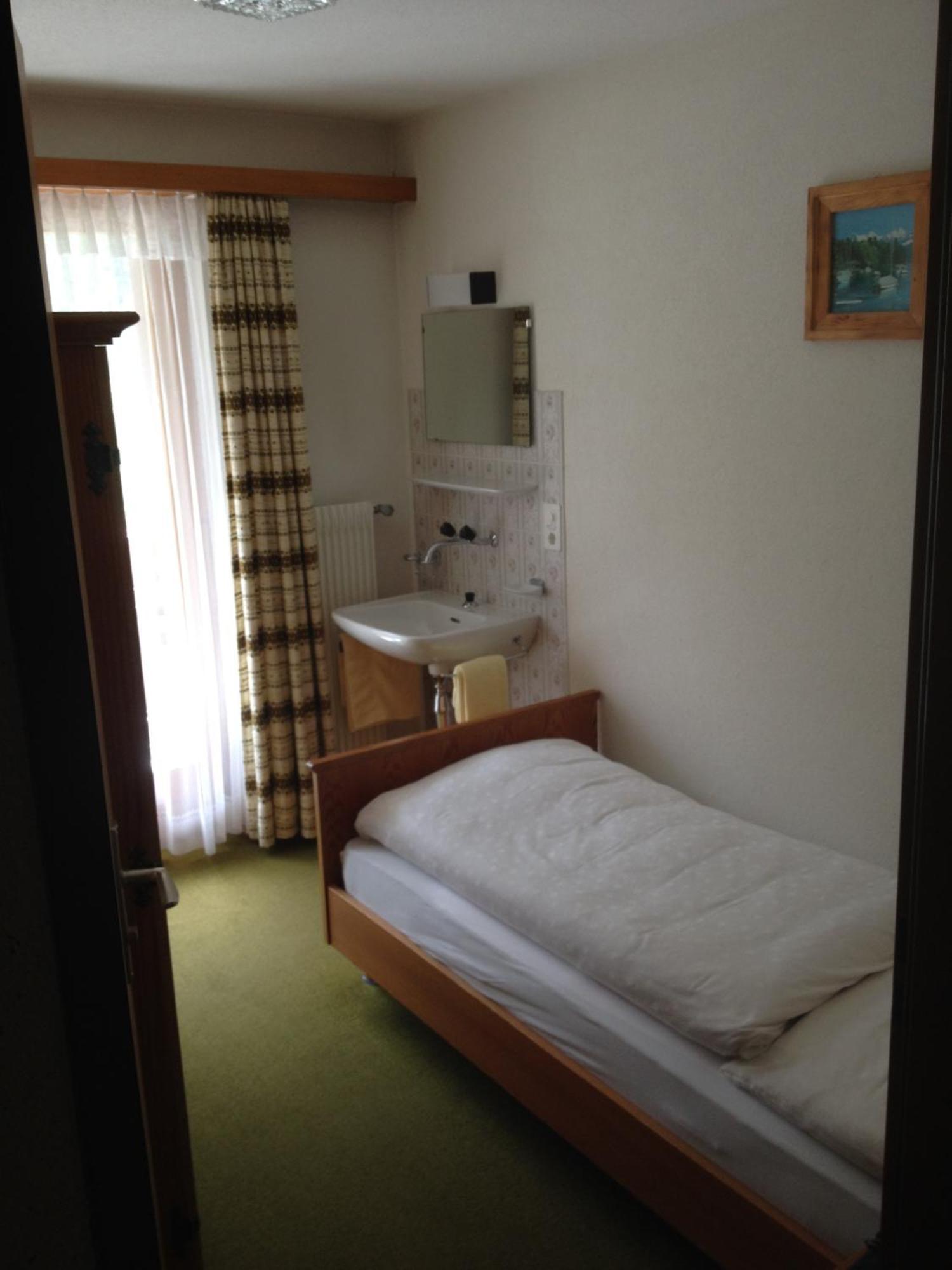 סאס-גרונד Hotel Adler מראה חיצוני תמונה